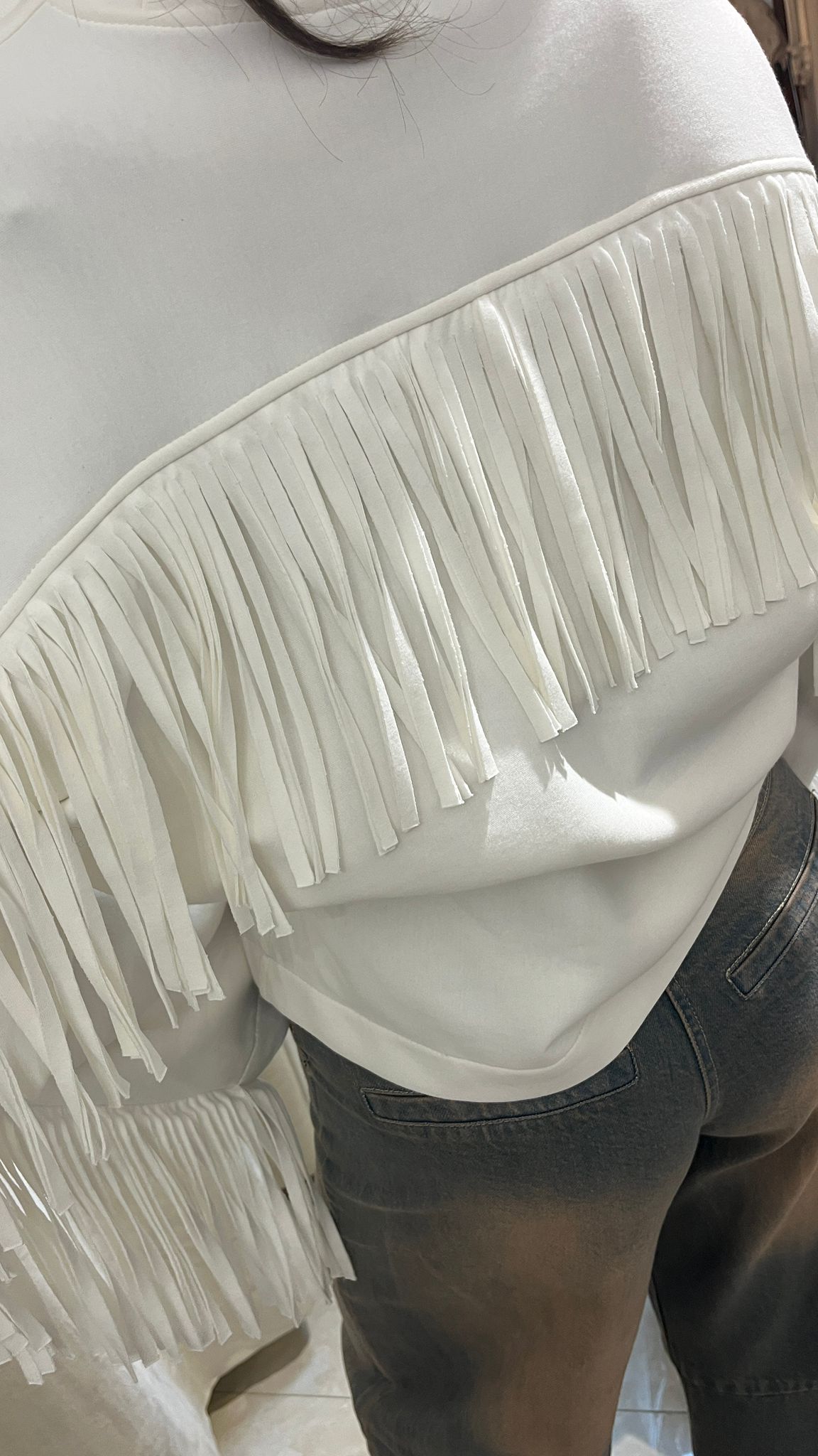 FELPA CON FRANGE MOTEL