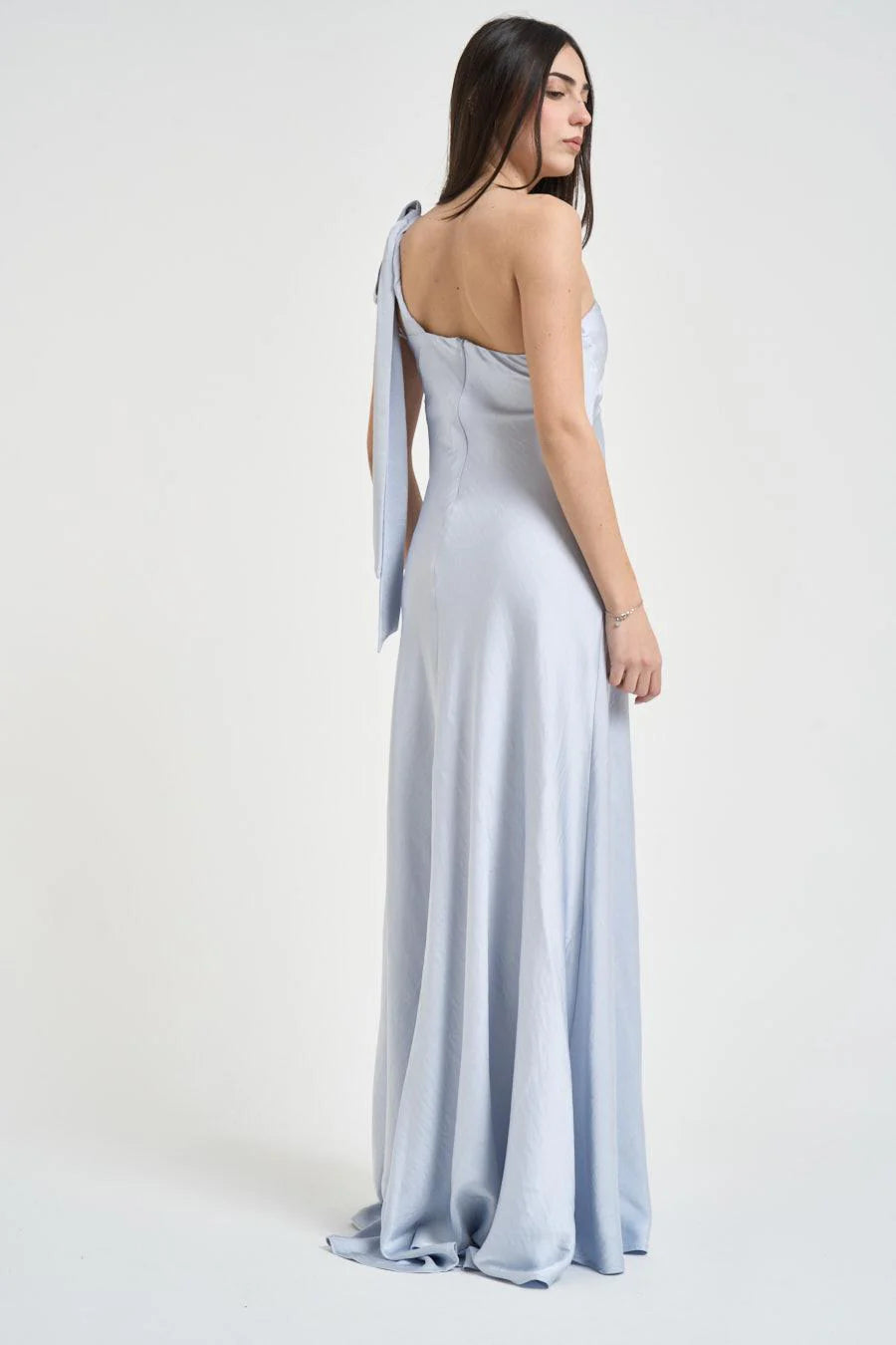 ABITO AZZURRO CON FIOCCO ELEH