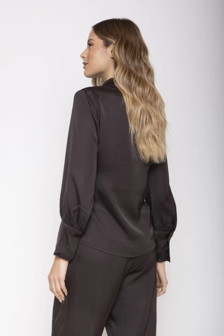 BLUSA COLLO ALTO SATIN MOKA MOKI-B