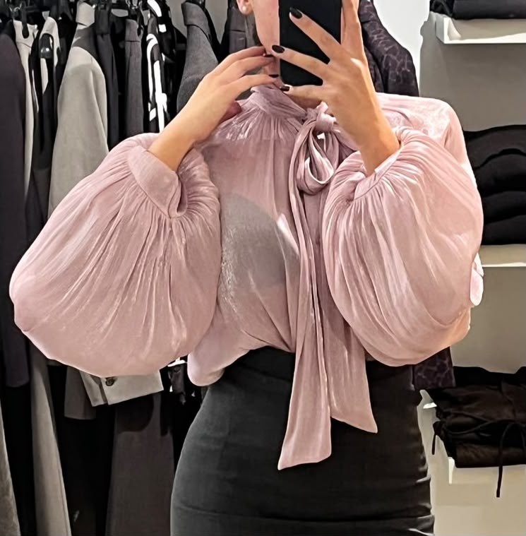 BLUSA ROSA CIPRIA CON FIOCCO AL COLLO A MANICA AMPIA MOTEL
