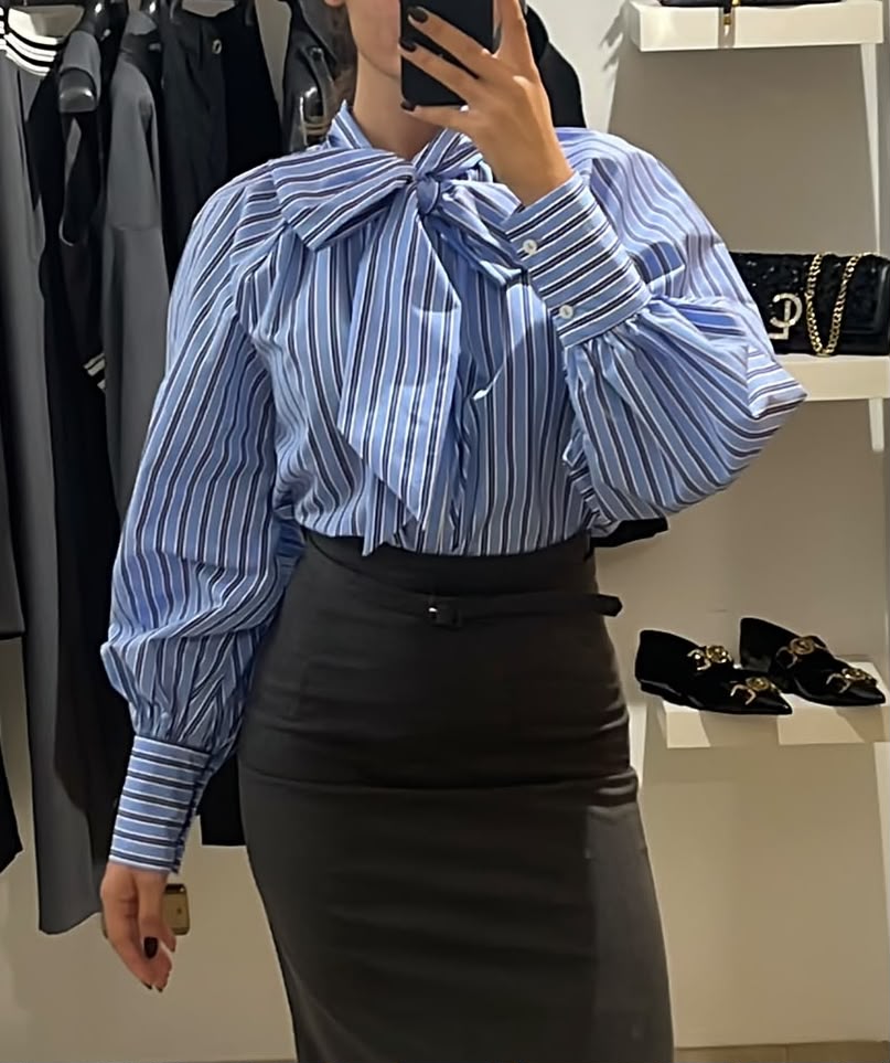 CAMICIA A RIGHE CON FIOCCO AL COLLO MOTEL