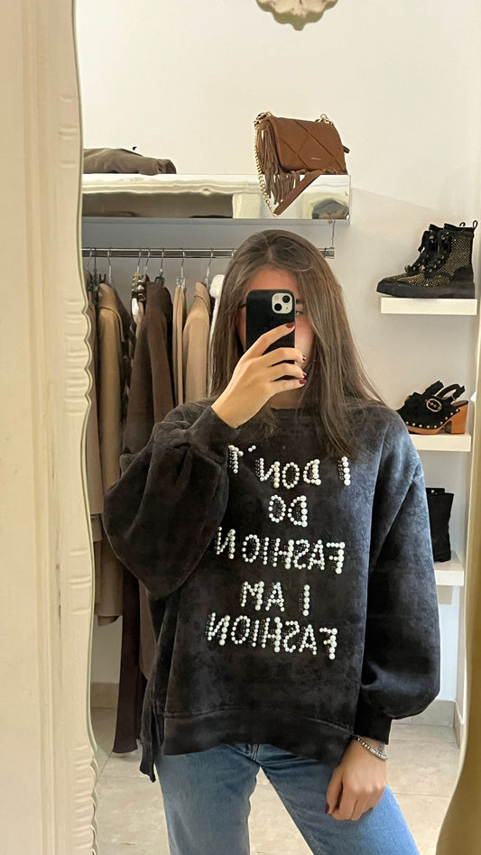 FELPA OVER CON SCRITTA E3 APPLICAZIONI MARRONE MOTEL