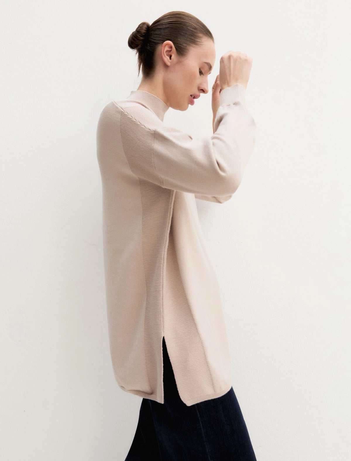 MAGLIA OVERSIZE IN VISCOSA STRETCH SABBIA EMME