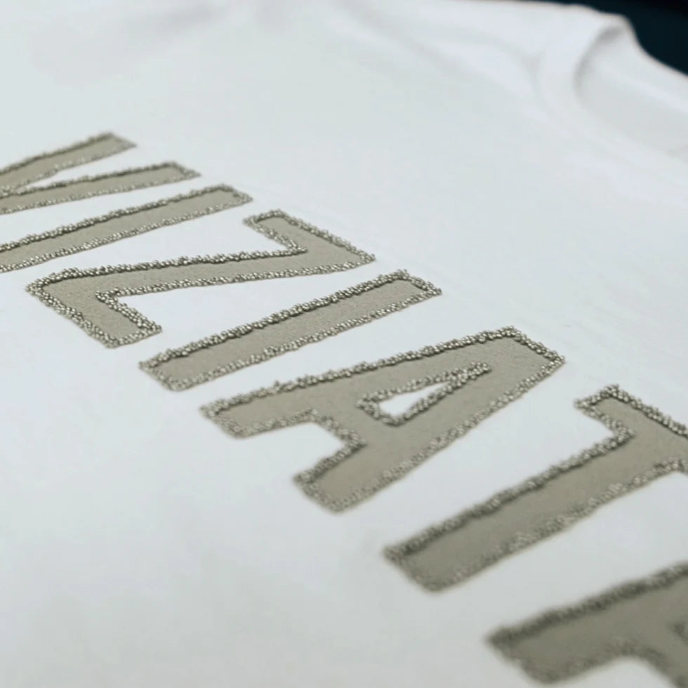 T-SHIRT IN COTONE CON SCRITTA LE PANDORINE