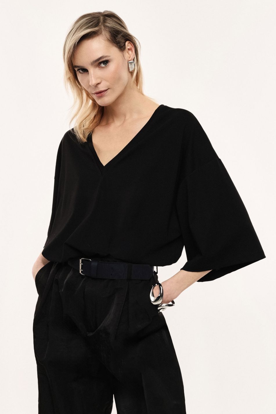 BLUSA AMPIA SCOLLO A V MANICA CORTA IMPERIAL