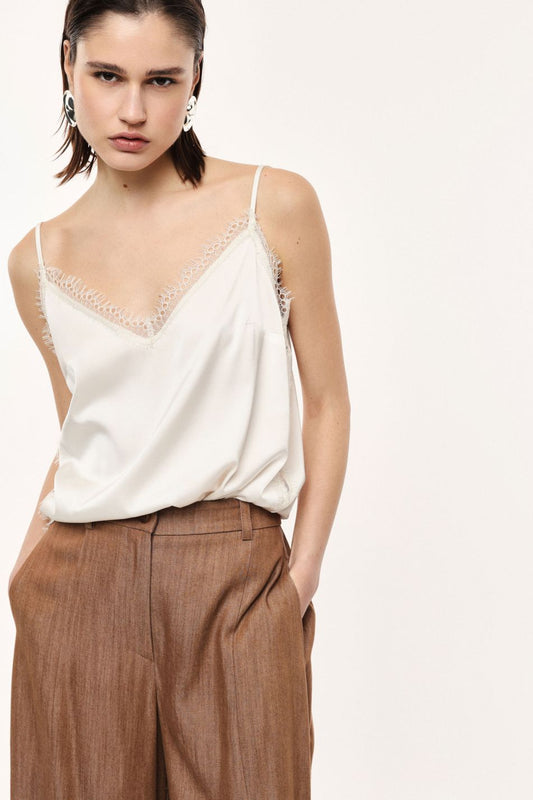 TOP CON SPALLINE SOTTILI E INSERTO IN PIZZO IMPERIAL