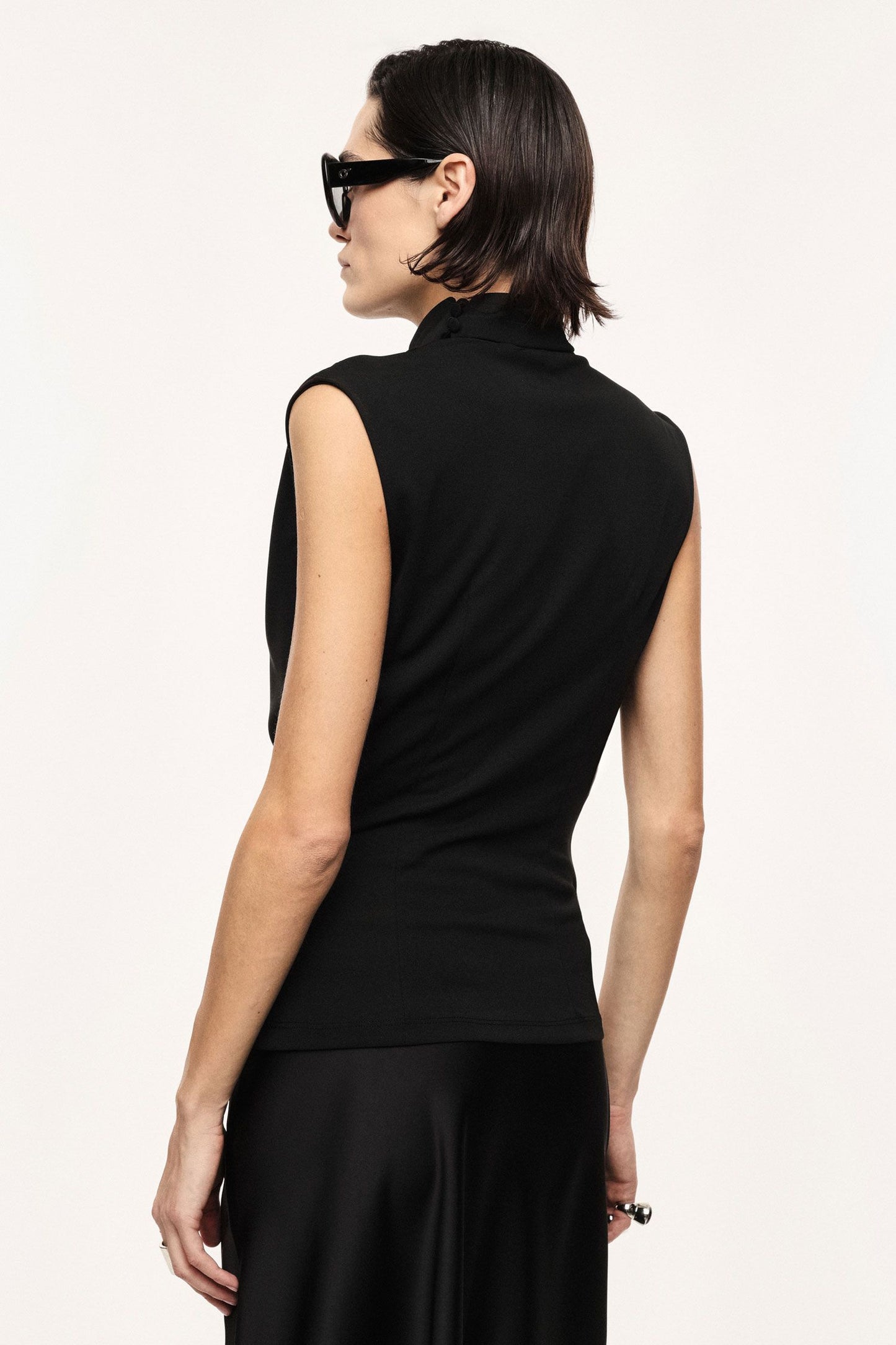 TOP INCROCIATO SENZA MANICHE CON SCOLLO A V IMPERIAL